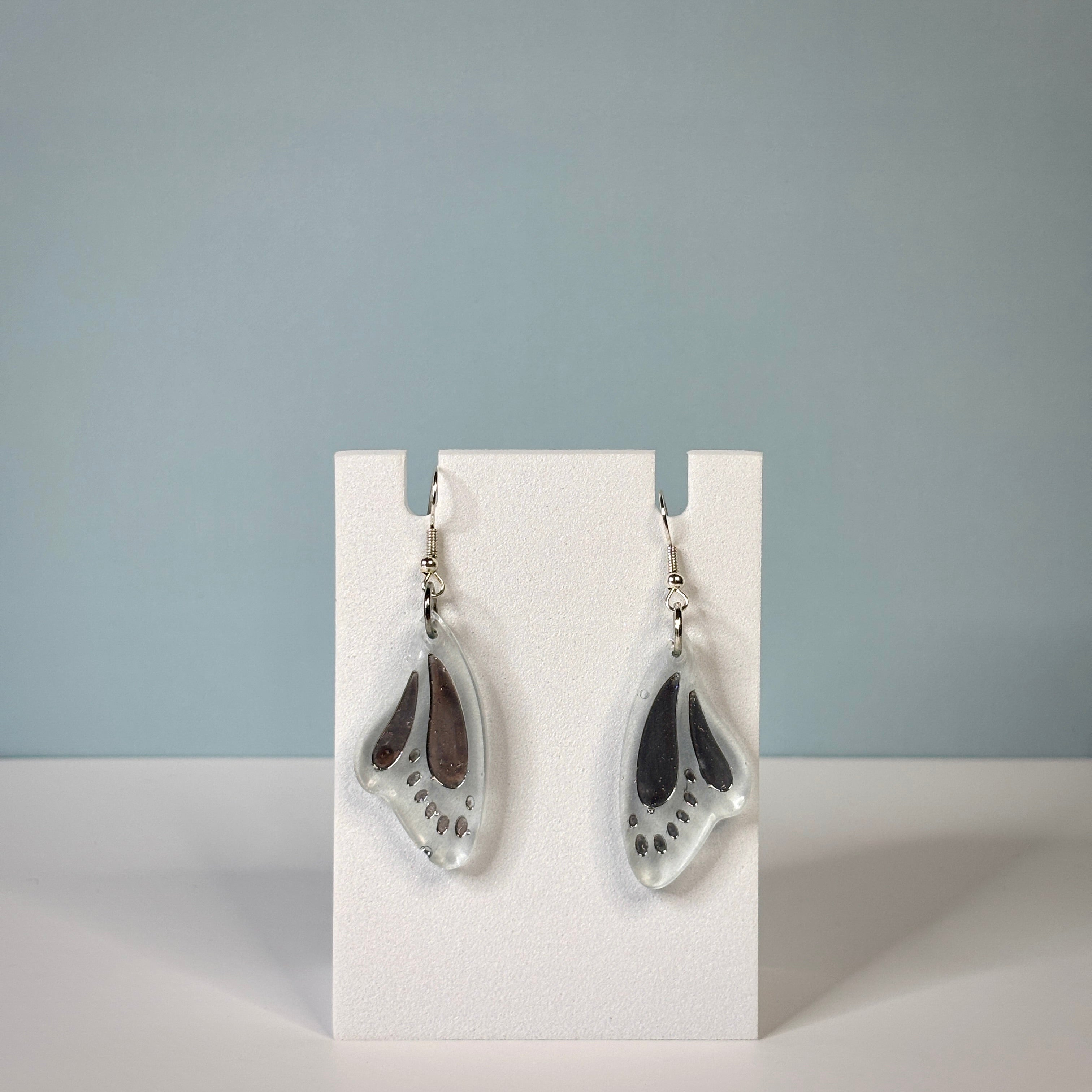 Mourning Cloak Mist - Nova Girl Corp