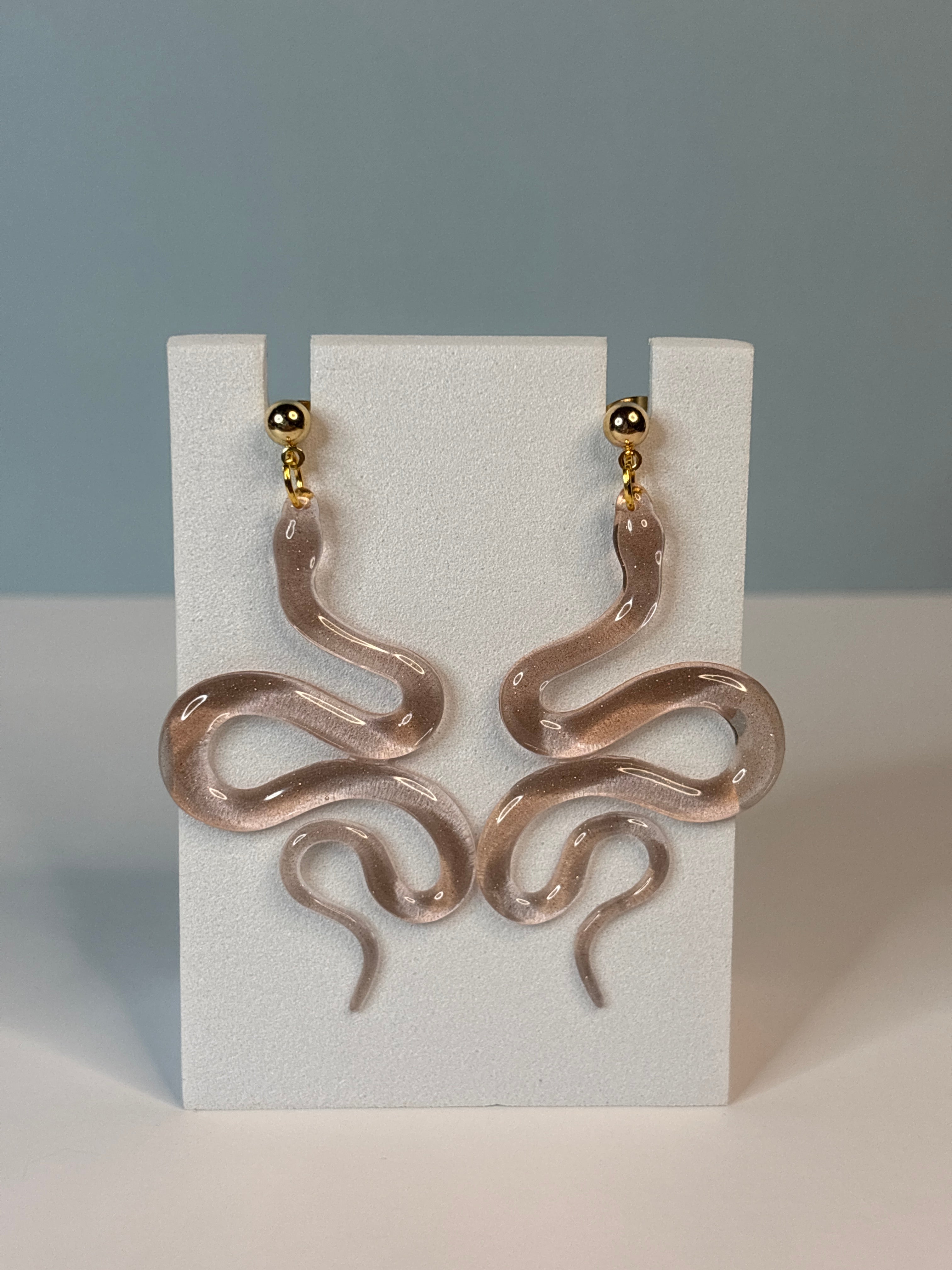 Shadow Fang - Nova Girl Corp