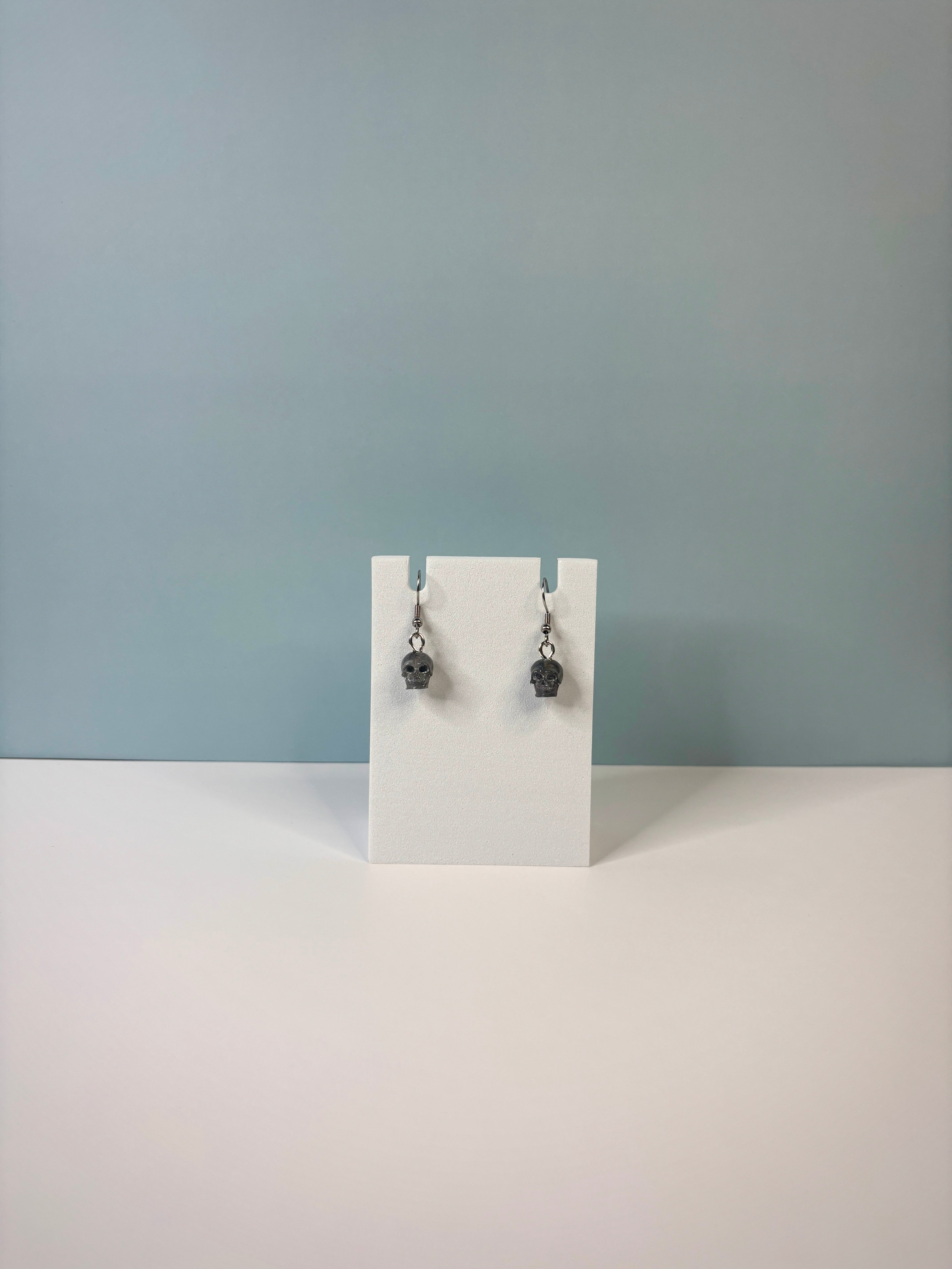 Skull Earrings - Nova Girl Corp