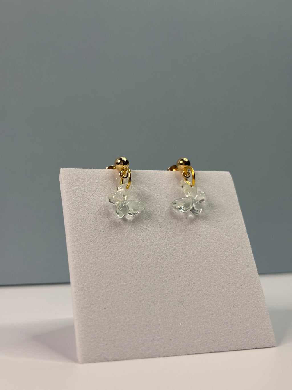 Tachuelas de mariposa