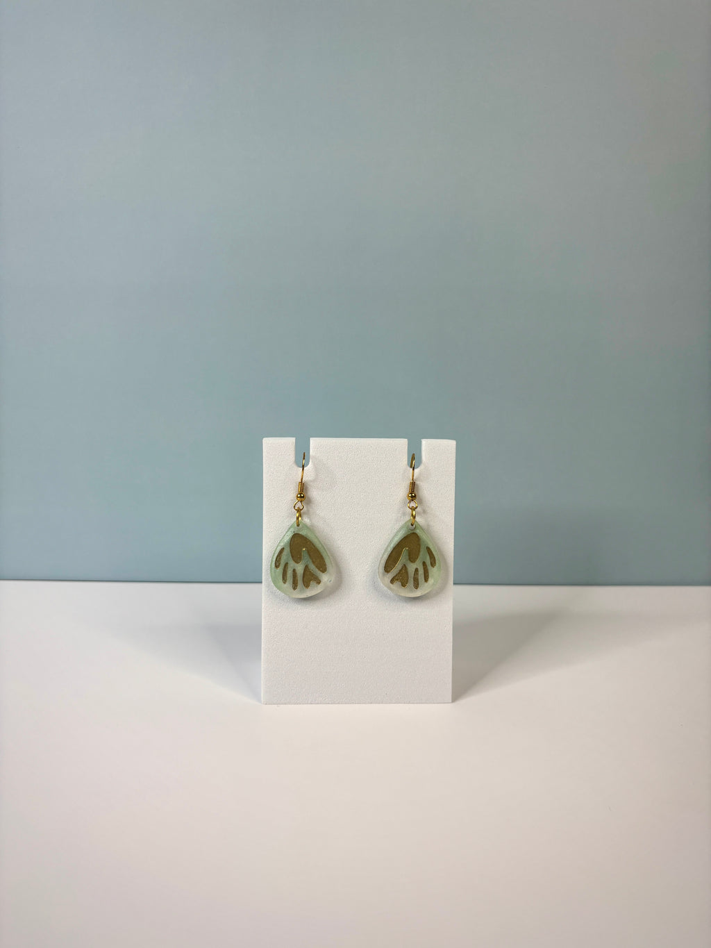 Morpho Glow - Nova Girl Corp